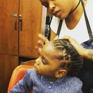 Meet your Posher, Danielle